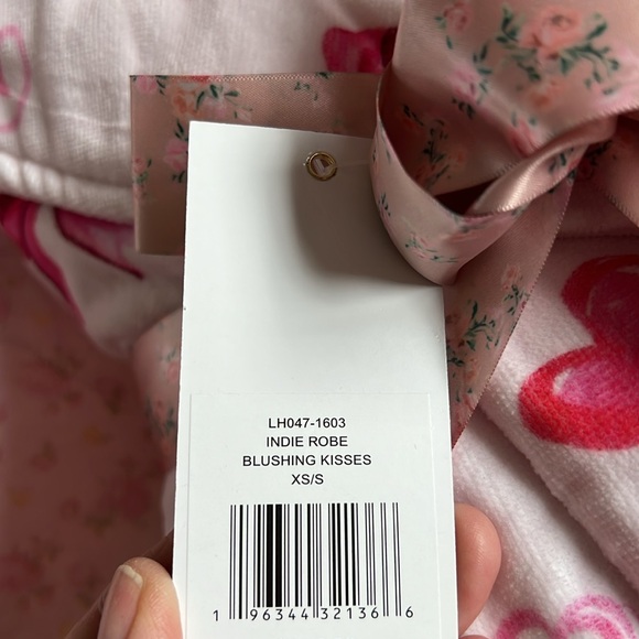 LoveShackFancy Indie Robe - Picture 7 of 7